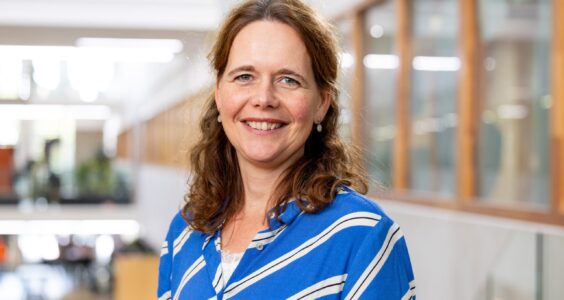 Afbeelding voor Elke Naumann