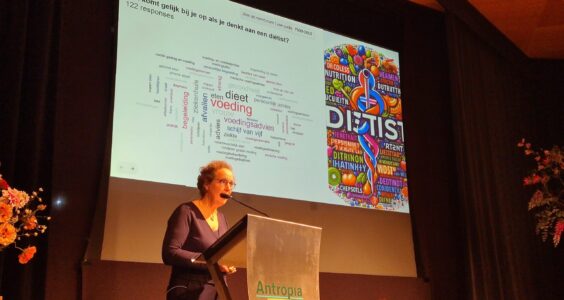 Afbeelding voor Prof. Marian de van der Schueren: “De besparingen met een diëtist zijn groot en goedkoop”